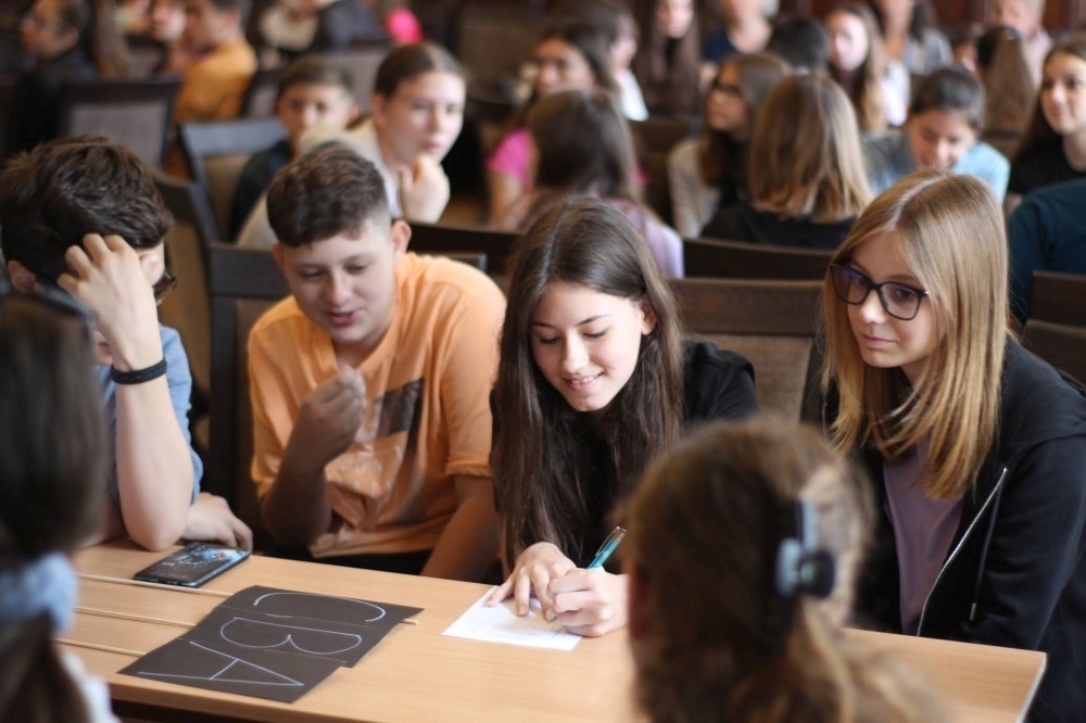 KOT - azaz Konfirmandus Találkozó. Minden én tavaszán szeretnénk egybe gyűjteni a konfirmandusokat, hogy mesélni tudjanak egymás élményeiről, hogy egymás hite által épüljenek!